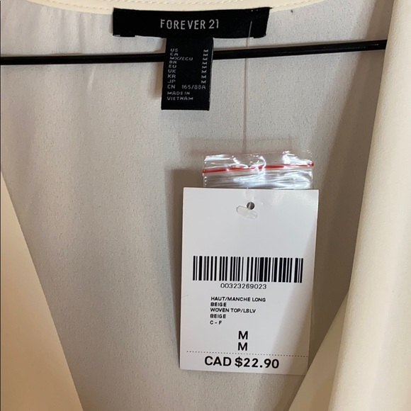 Blouse - Picture 2 of 3